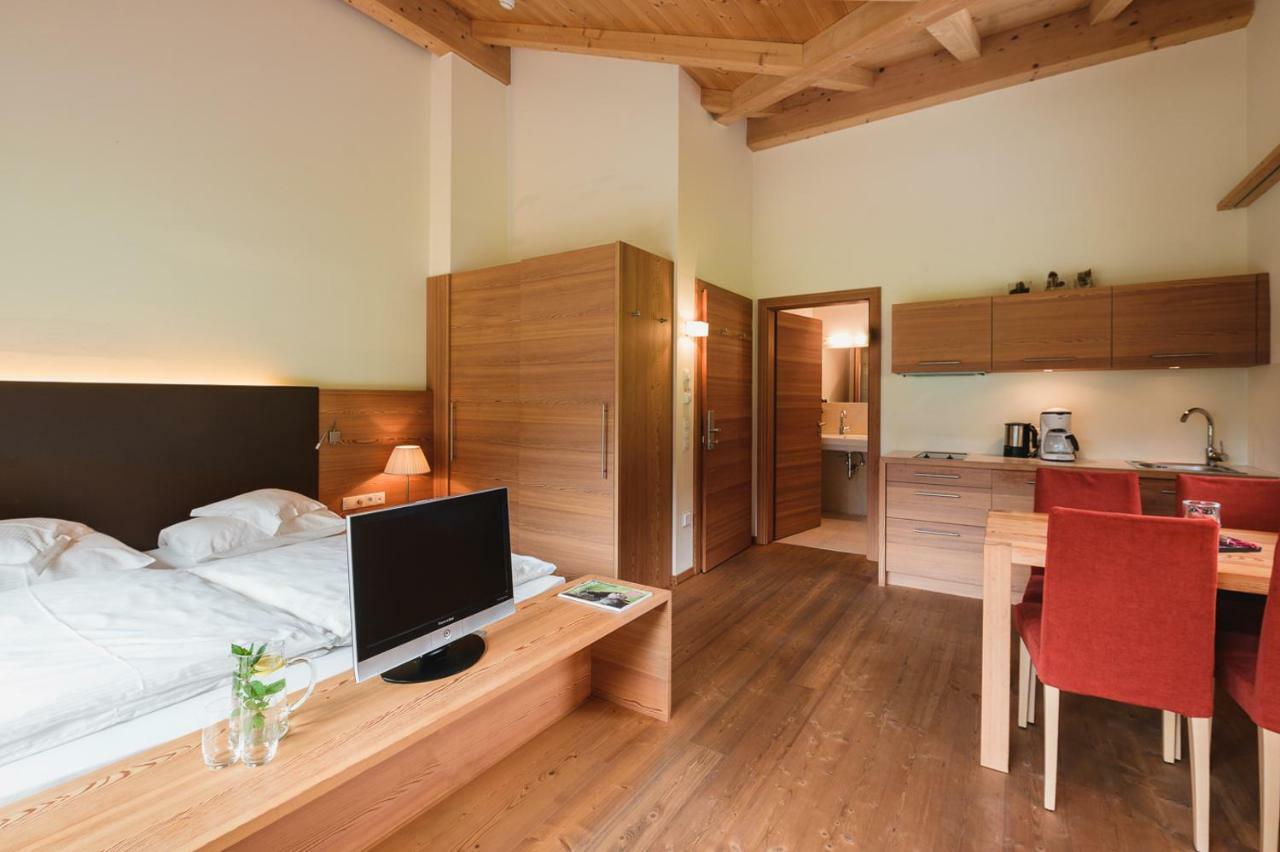 Guesthouse St Nikolaus Ulten Eksteriør bilde